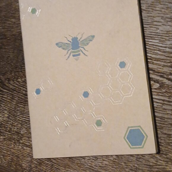 Bumble bee notebook - Picture 2 of 6